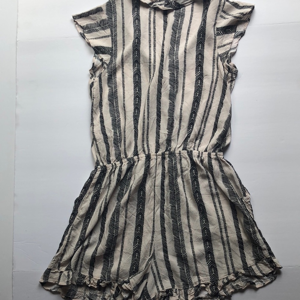 Xhilaration Romper - Picture 4 of 4